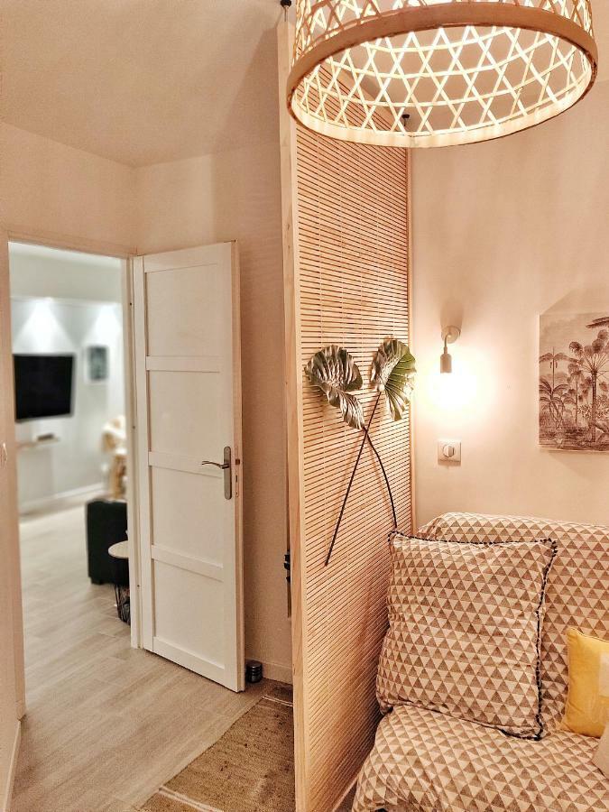 150m de la plage, appartement tout équipé Saint-Raphaël Exterior foto