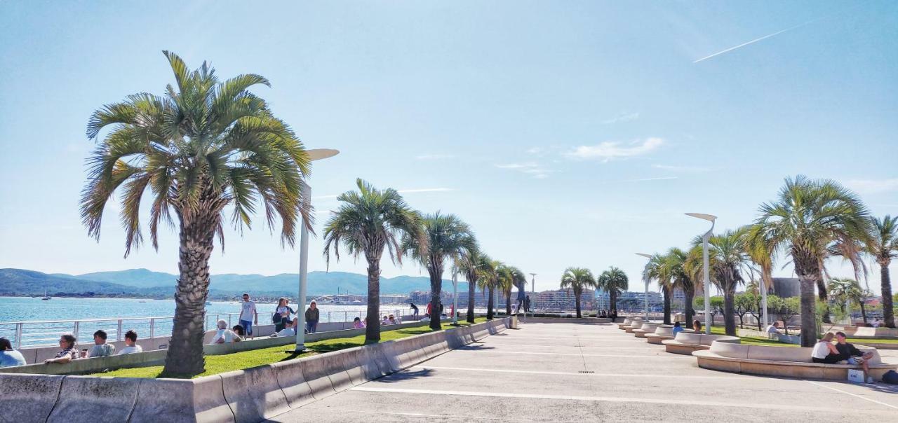 150m de la plage, appartement tout équipé Saint-Raphaël Exterior foto